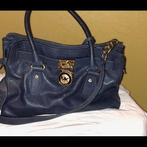 🍀 BOGO 50% Off 🍀 Authentic Michael Kors Handbag